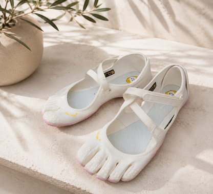 Pearl Petal | Five Finger Shoes